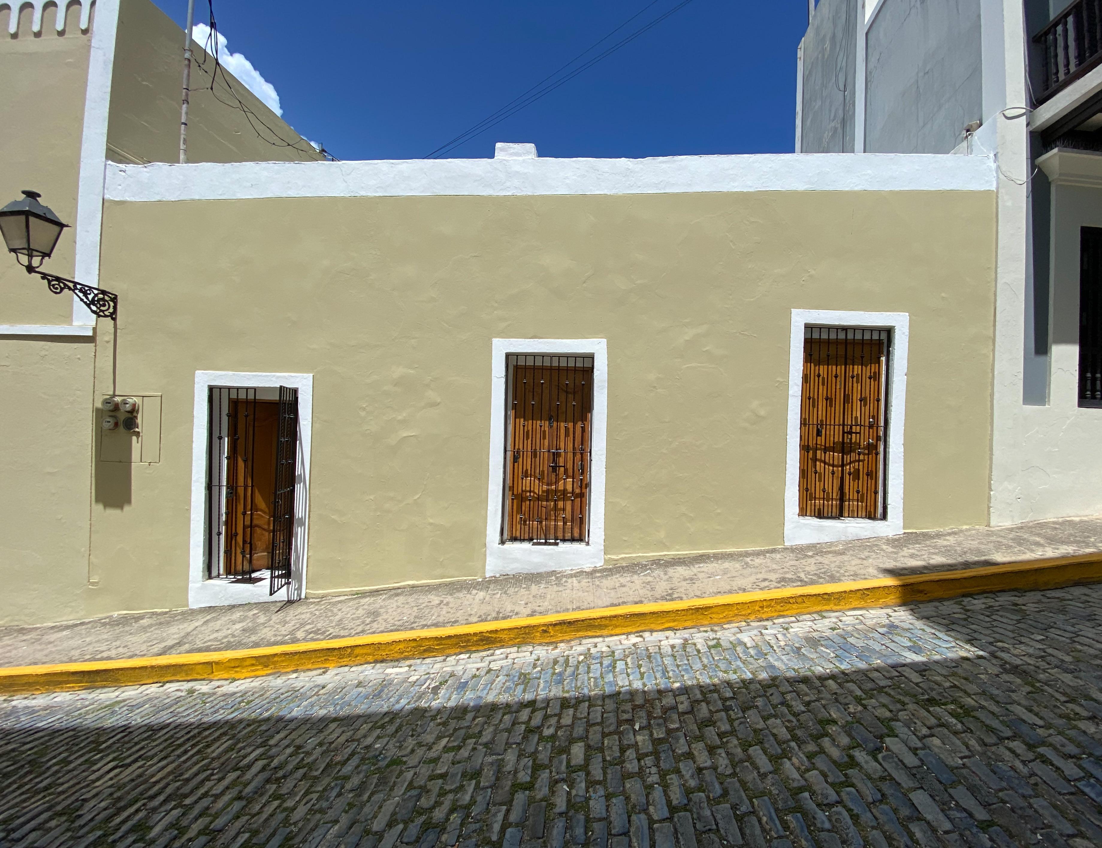 Calle de la Luna 367 - San Juan (Viejo San Juan) - 2020 00024